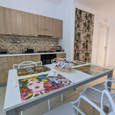 シラクーサMagi Houseアパートメント エクステリア 写真